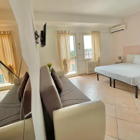 Vittoria Hotel